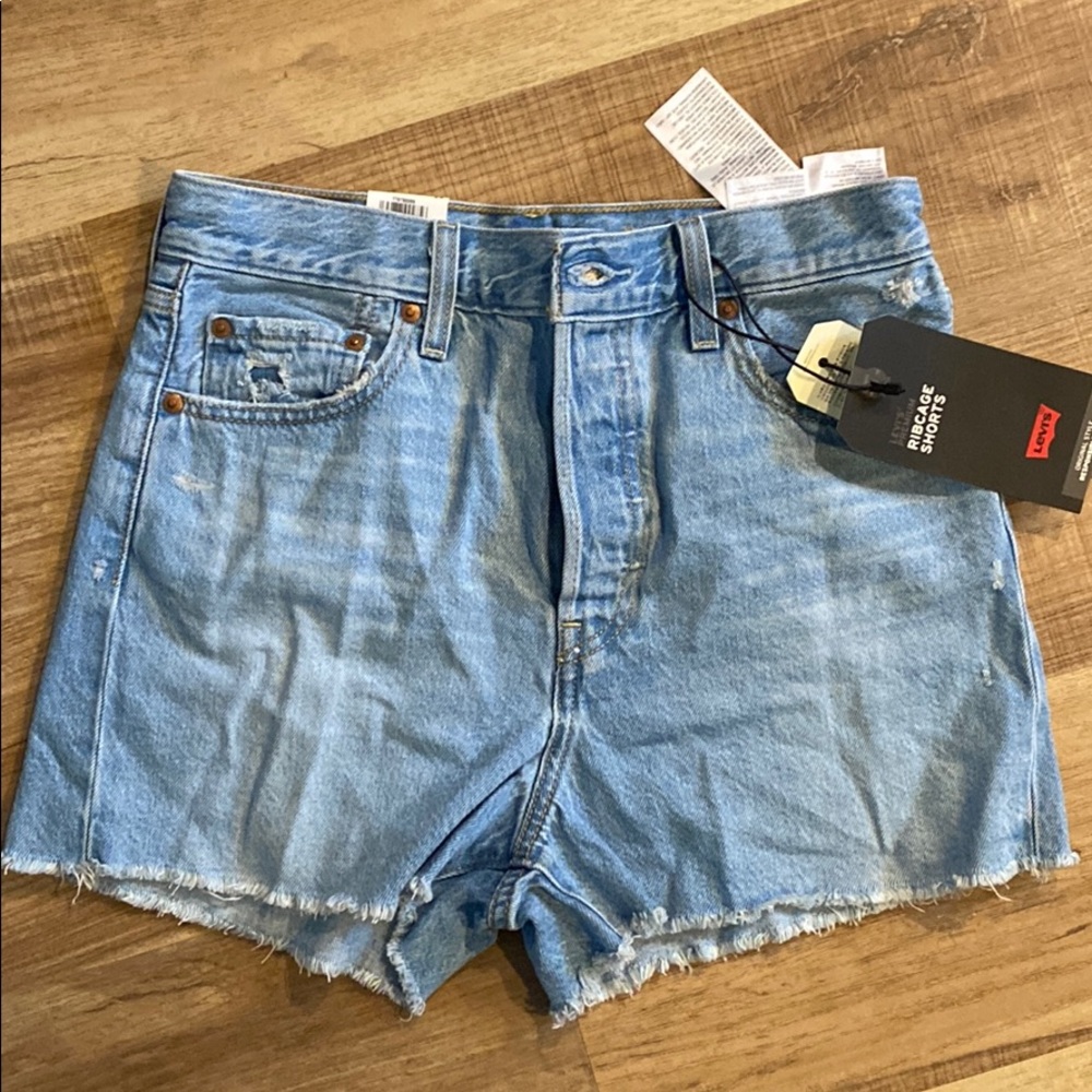 Levi Ribcage shorts